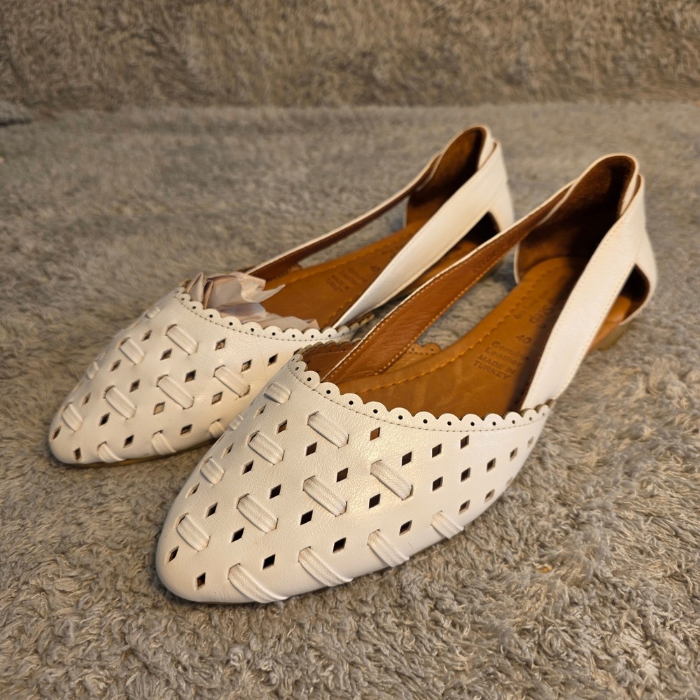 Spring Step Delorse Flats White Leather Laser Cut D'Orsay Sandals EU 40 US 9 NEW